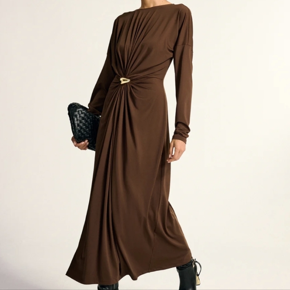 Commense Maxi Dress Jersey Ruched Long Sleeve Gold Waist Broach Quiet Luxury S